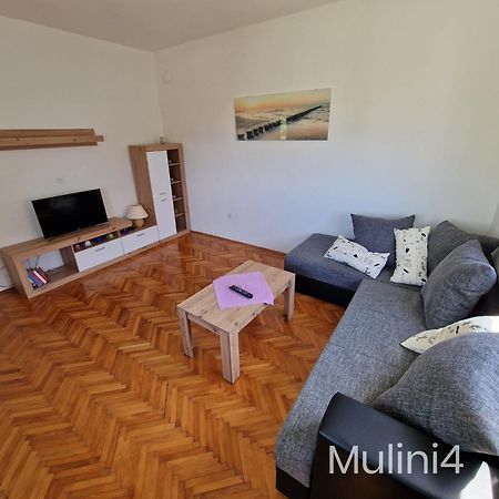Vala Apartments Ровинь Экстерьер фото